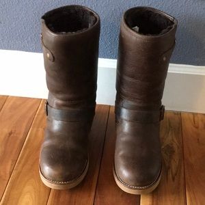 Leather Ugg’s